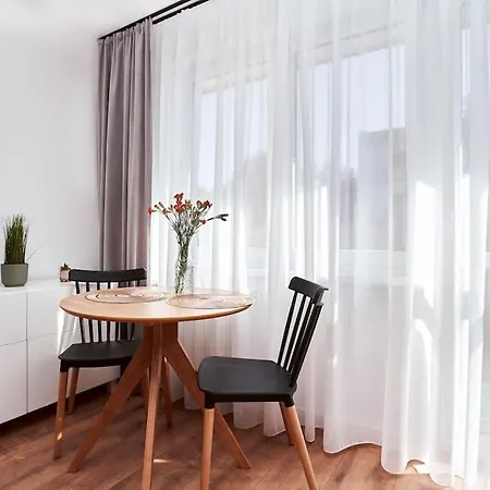 Apartament Green Apartment *