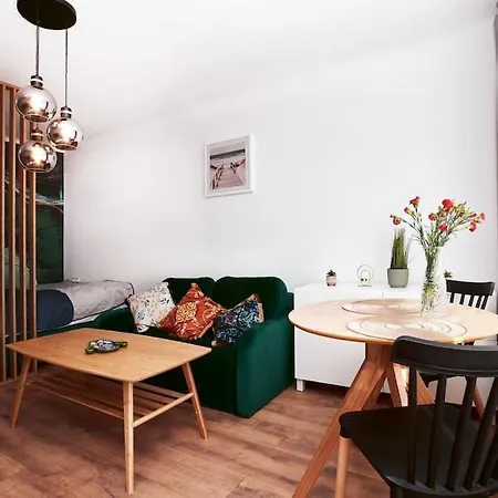 Apartament Green Apartment *